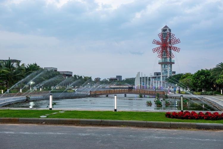 Xuân về trên The Maris Vũng Tàu với mai, đào đua nở, với không khí biển tươi mát, điểm đến không thể bỏ qua của du khách đến Vũng Tàu.