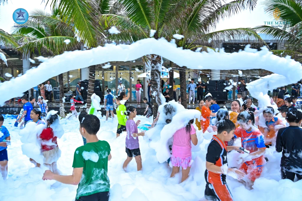 ĐẠI CHIẾN BỌT TUYẾT FOAM & FUN 2