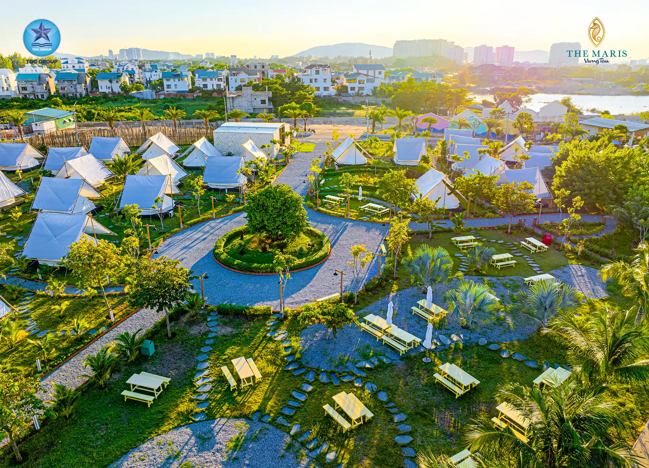 COMBO ĐÊM TIỆC LA VIE EN ROSE & NGHỈ DƯỠNG LỀU GLAMPING